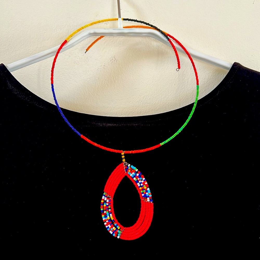 Beaded necklace ( other colors available)